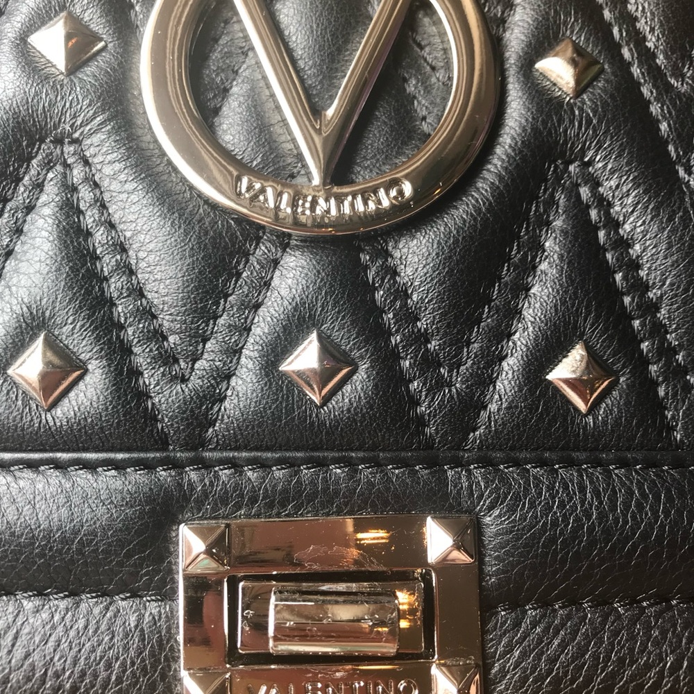Valentino by Mario Valentino handbag - Picture 5 of 8